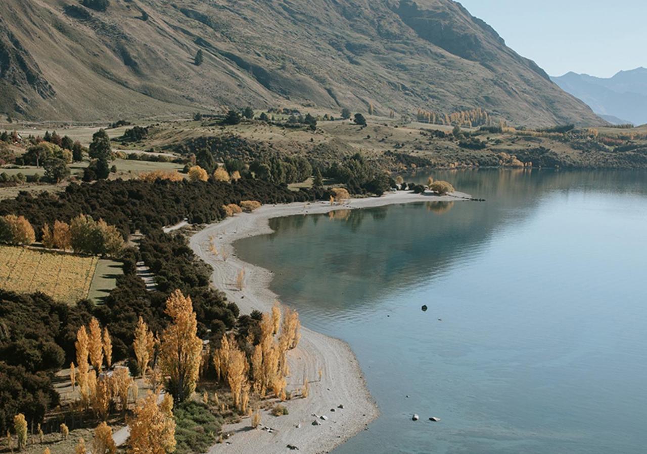 Edgewater Hotel Wanaka Exteriör bild