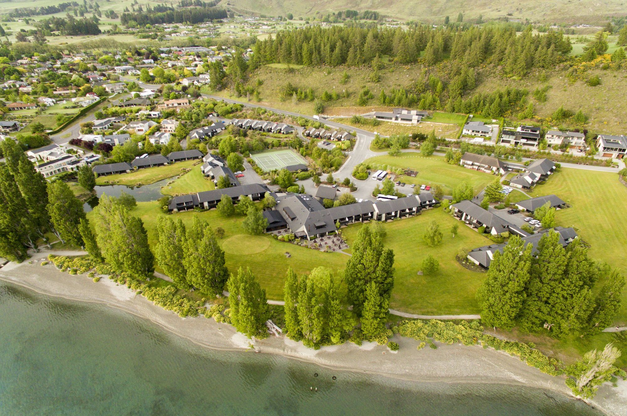 Edgewater Hotel Wanaka Exteriör bild